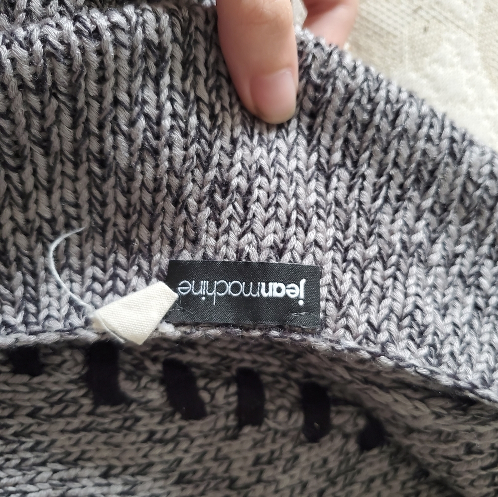 Long sleeve knitted shirt